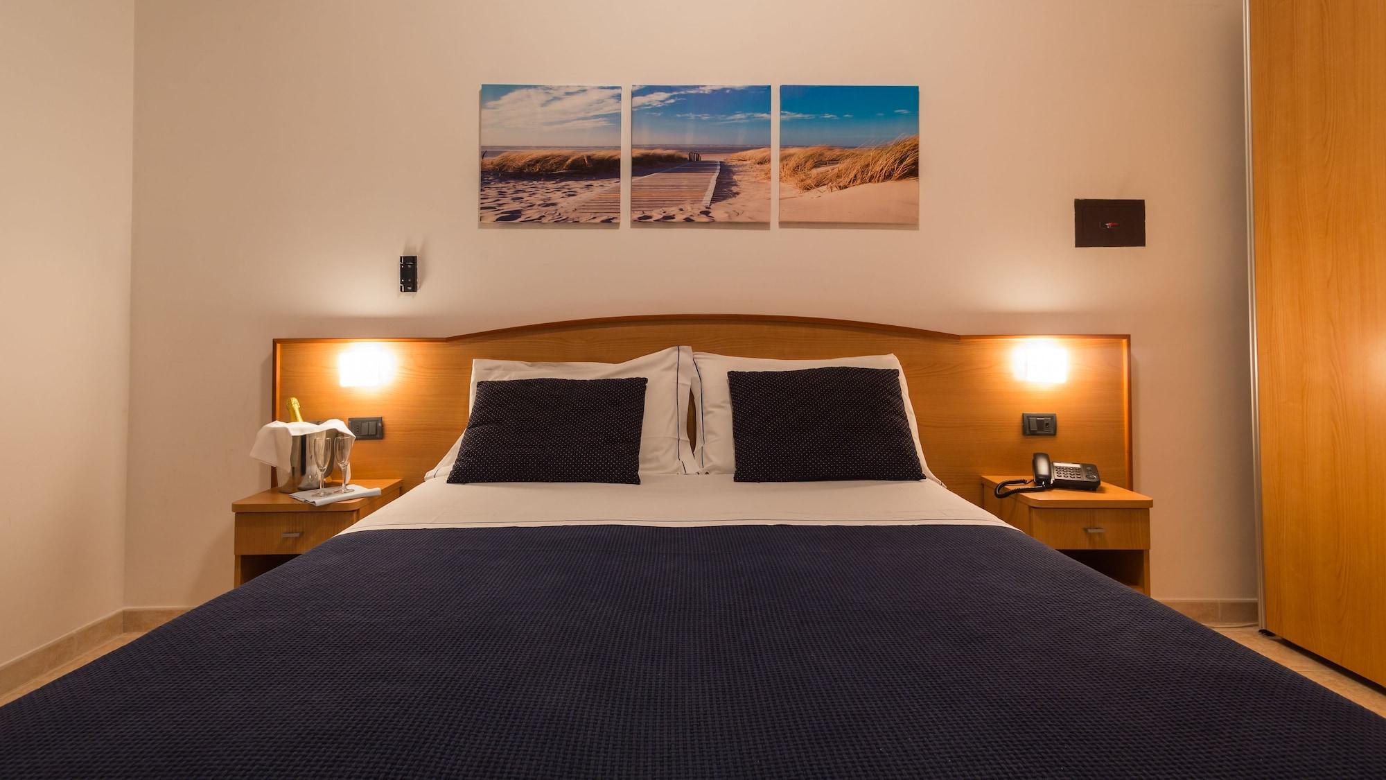 Hotel Mare Blu -- Boutique Pineto Luaran gambar