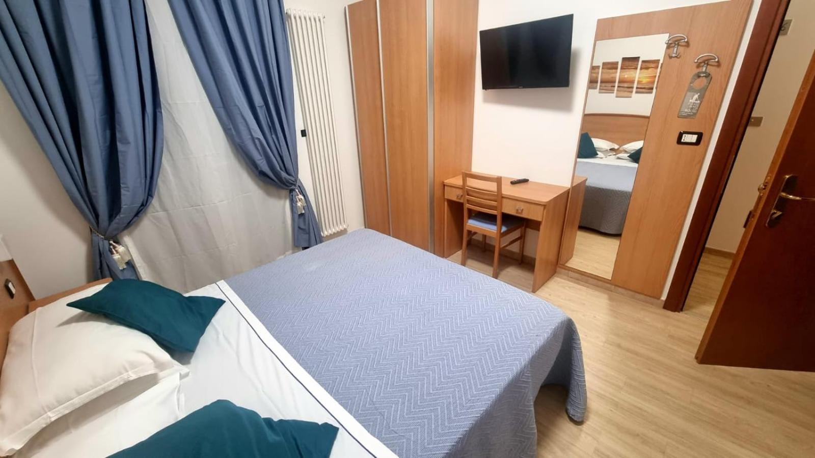 Hotel Mare Blu -- Boutique Pineto Luaran gambar